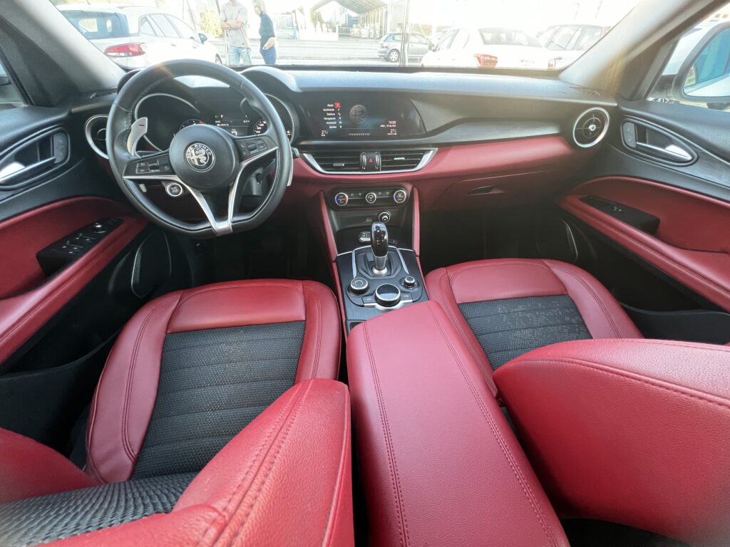 Alfa Romeo Stelvio 2.2d 160 cv RWD 18500€