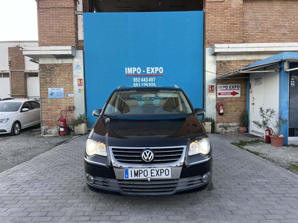 !!!! EN PREPARACION !!!!! VOLKSWAGEN Touran 2.0TDI 170cv 5  Plazas 5600€