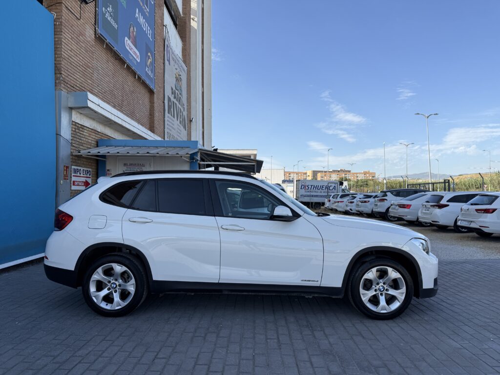 BMW X1 sDrive18d 143cv 1 PROPIETARIO 14500€